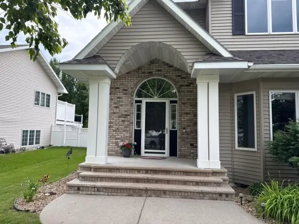 Front Porch Pillar Replacement in Grand Forks
